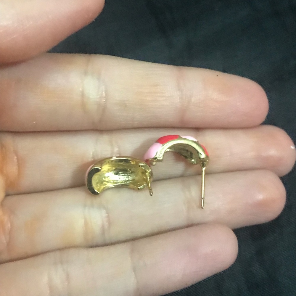 EARRINGS SMALL CUTE STRAWBERRY LINE PATTERN